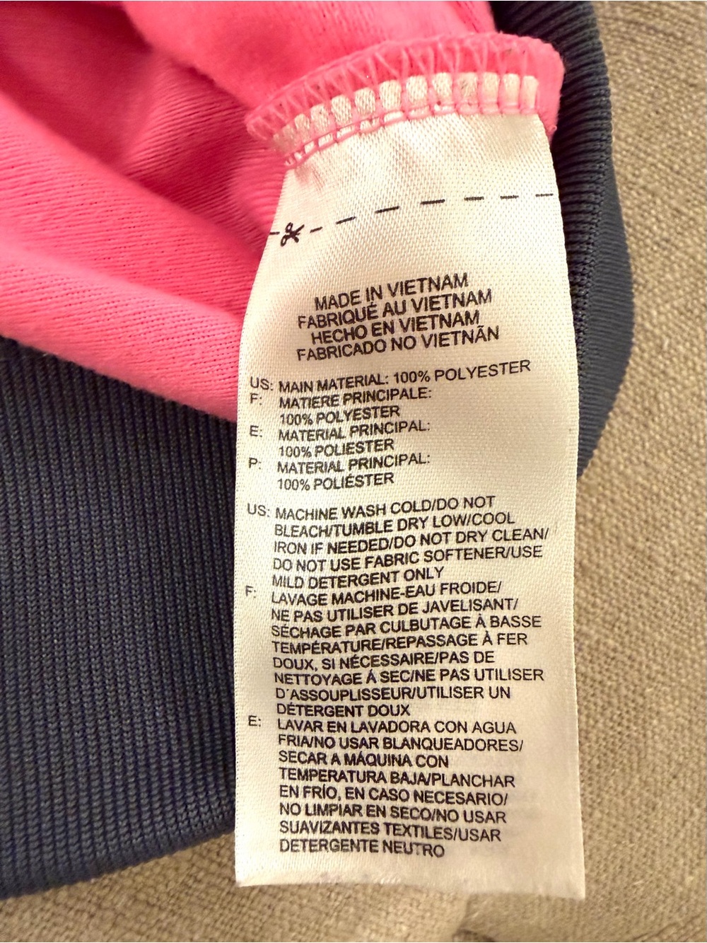 Reebok Jacket - Picture 7 of 7